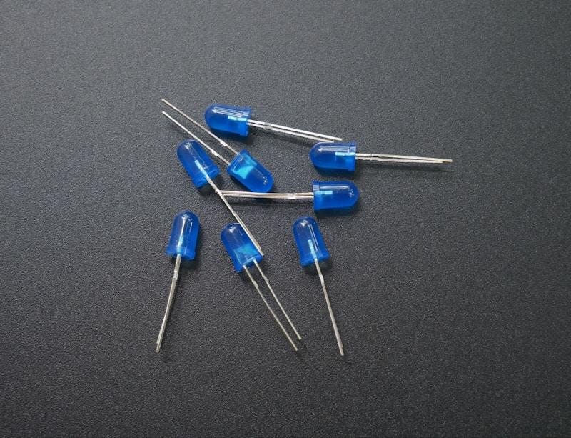 电子电器类别 - LED灯具、充电器、电子配件